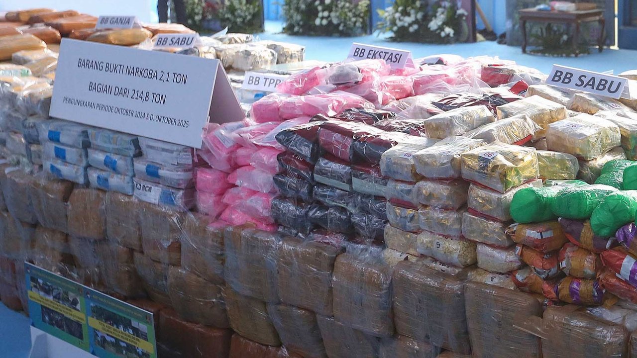Rincian Jenis Narkoba 214.84 Ton yang Dimusnahkan Polri