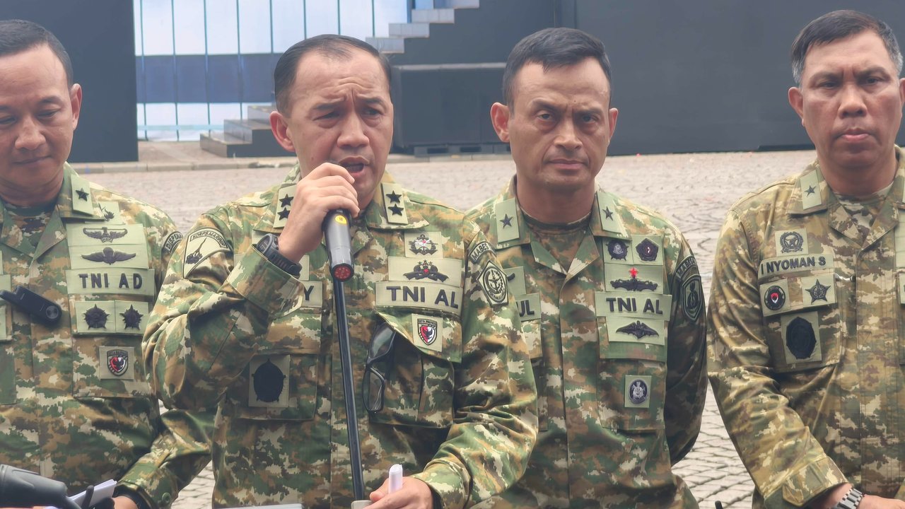 Gladi Bersih HUT ke-80 TNI Berjalan Mulus: Defile hingga Pertunjukan Siap Tampil