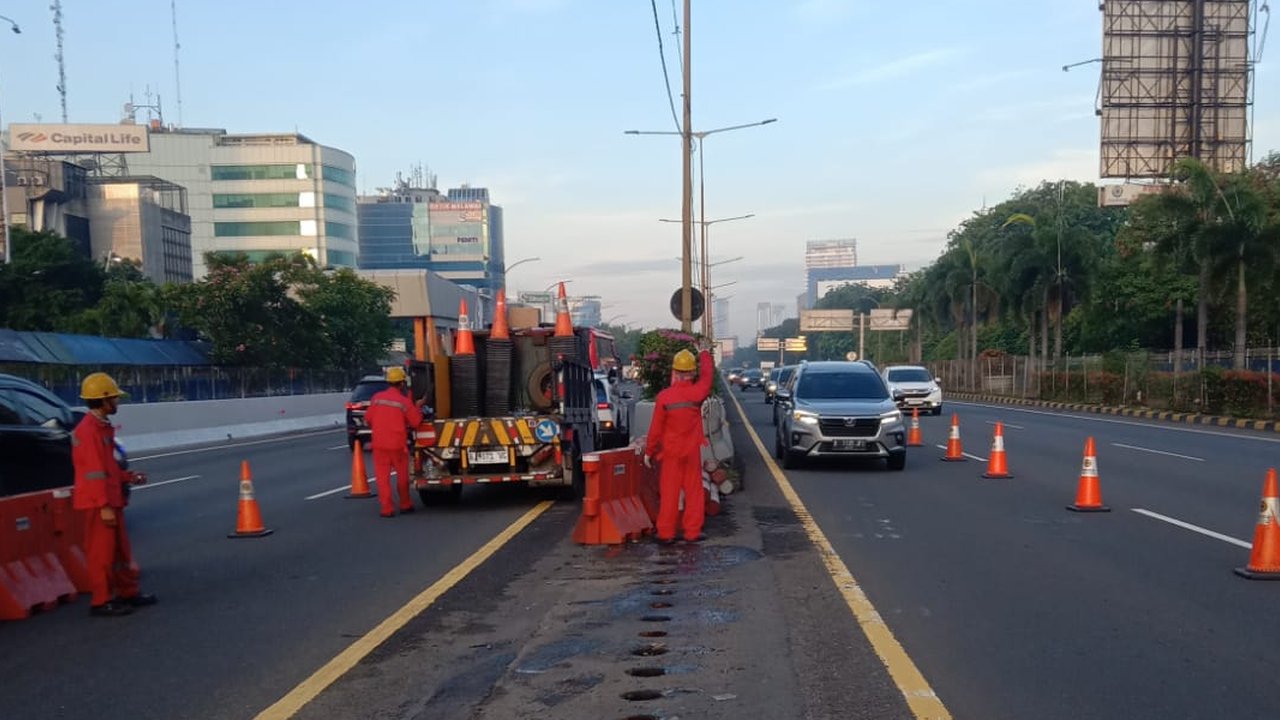 Jasa Marga Berlakukan Contraflow KM 03+500 Tol Jakarta-Tangerang Pagi ini Jumat 31 Oktober 2025