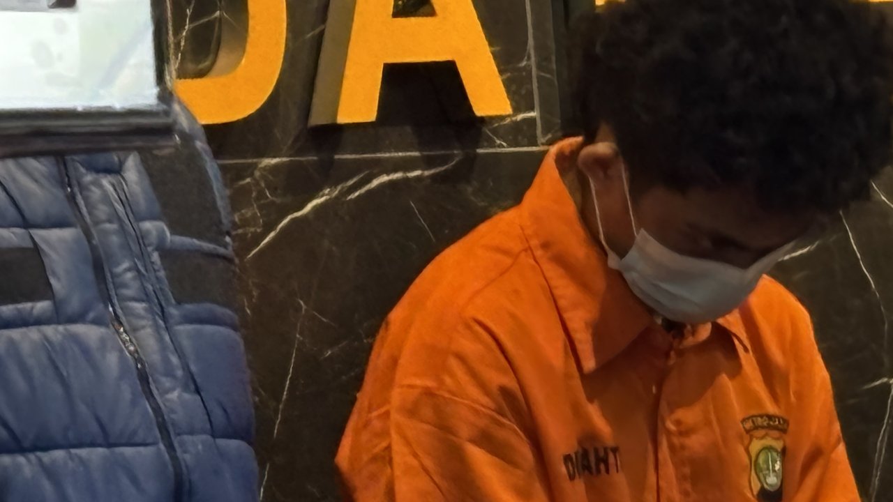 polisi tangkap sosok di balik bjorka