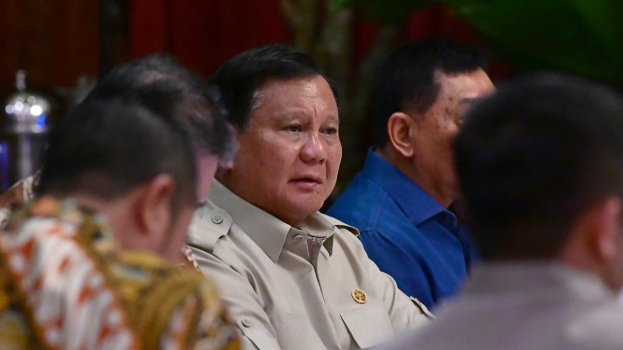 Prabowo Soroti Kebersihan dan Kesehatan MBG, Minta Kepala BGN Lengkapi Semua Dapur dengan Alat Tes Kit
