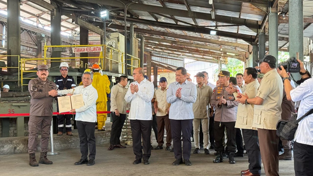 Prabowo Saksikan Penyerahan Smelter Hasil Sitaan Korupsi ke PT Timah Tbk