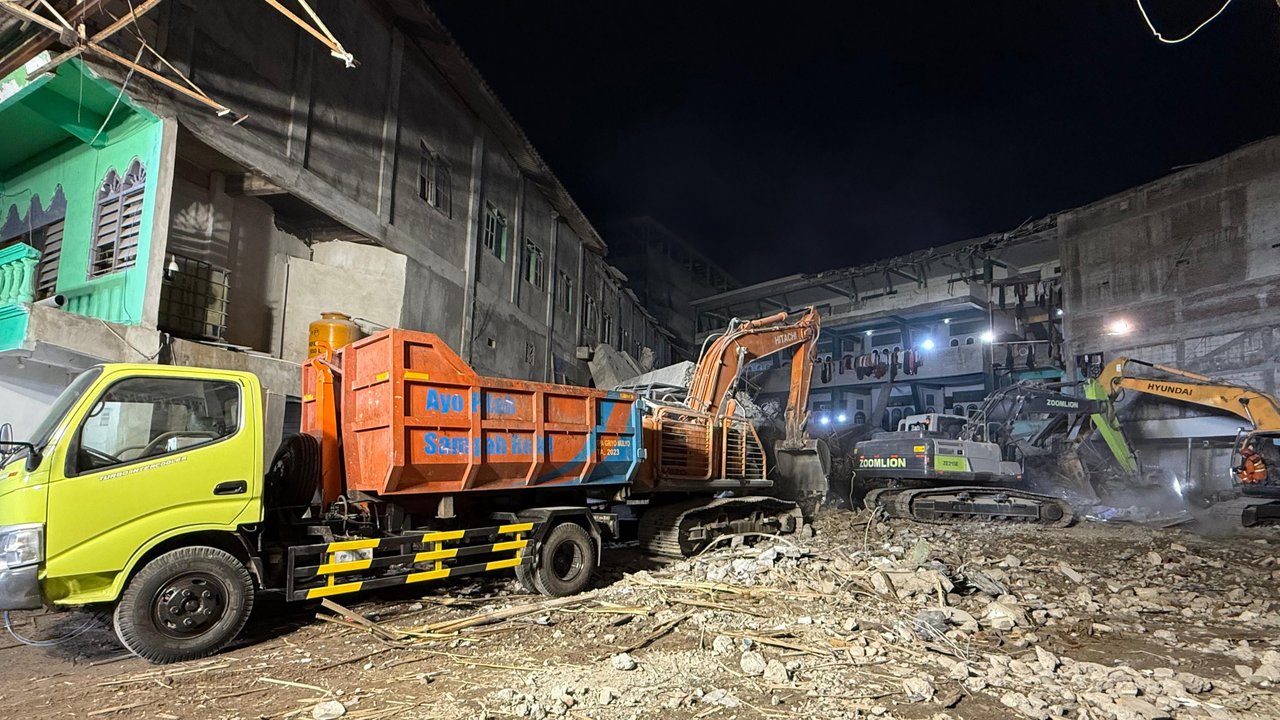 DPR Minta Pembangunan Ponpes Diawasi Ketat Usai Tragedi Al Khoziny Sidoarjo