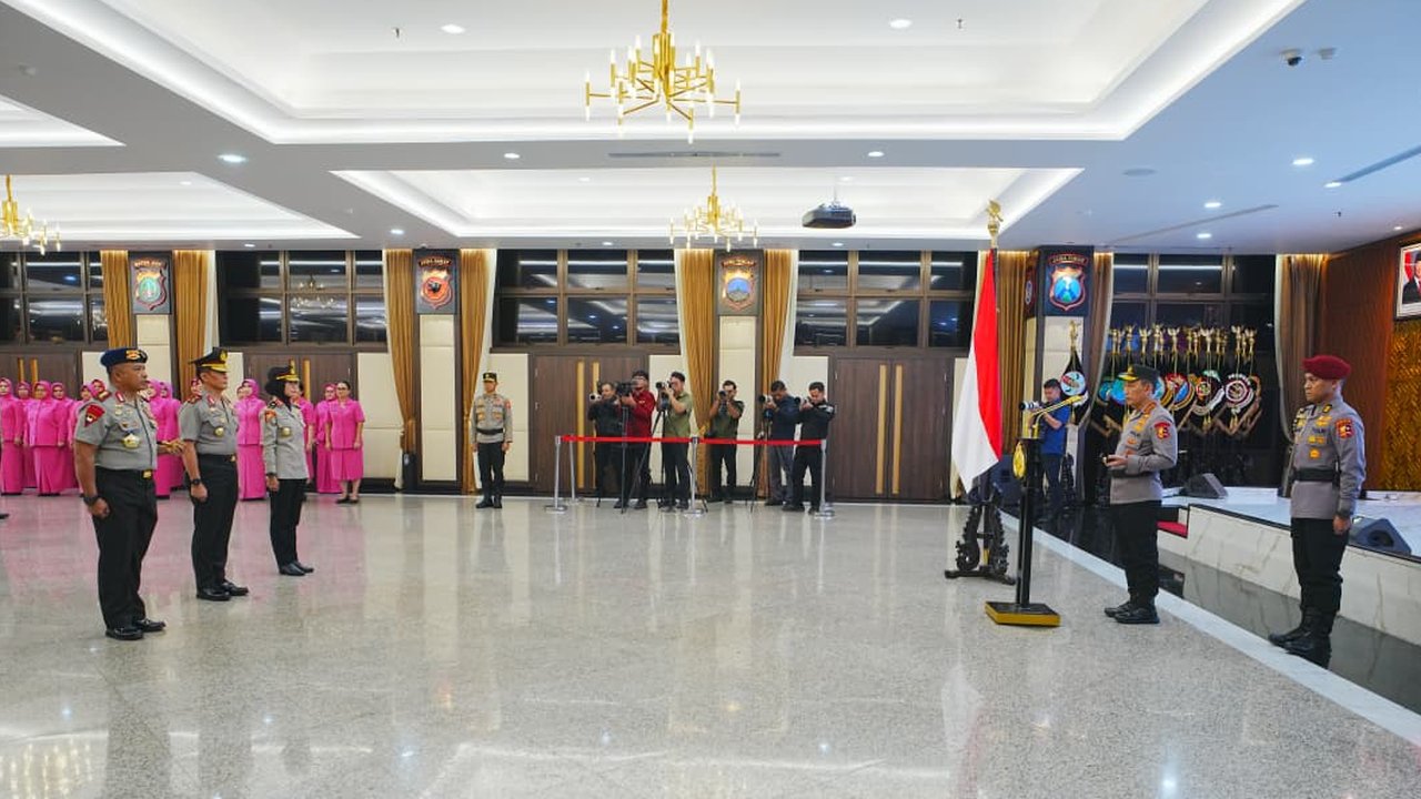 27 Perwira Tinggi Polri Naik Pangkat, 4 Jadi Komjen