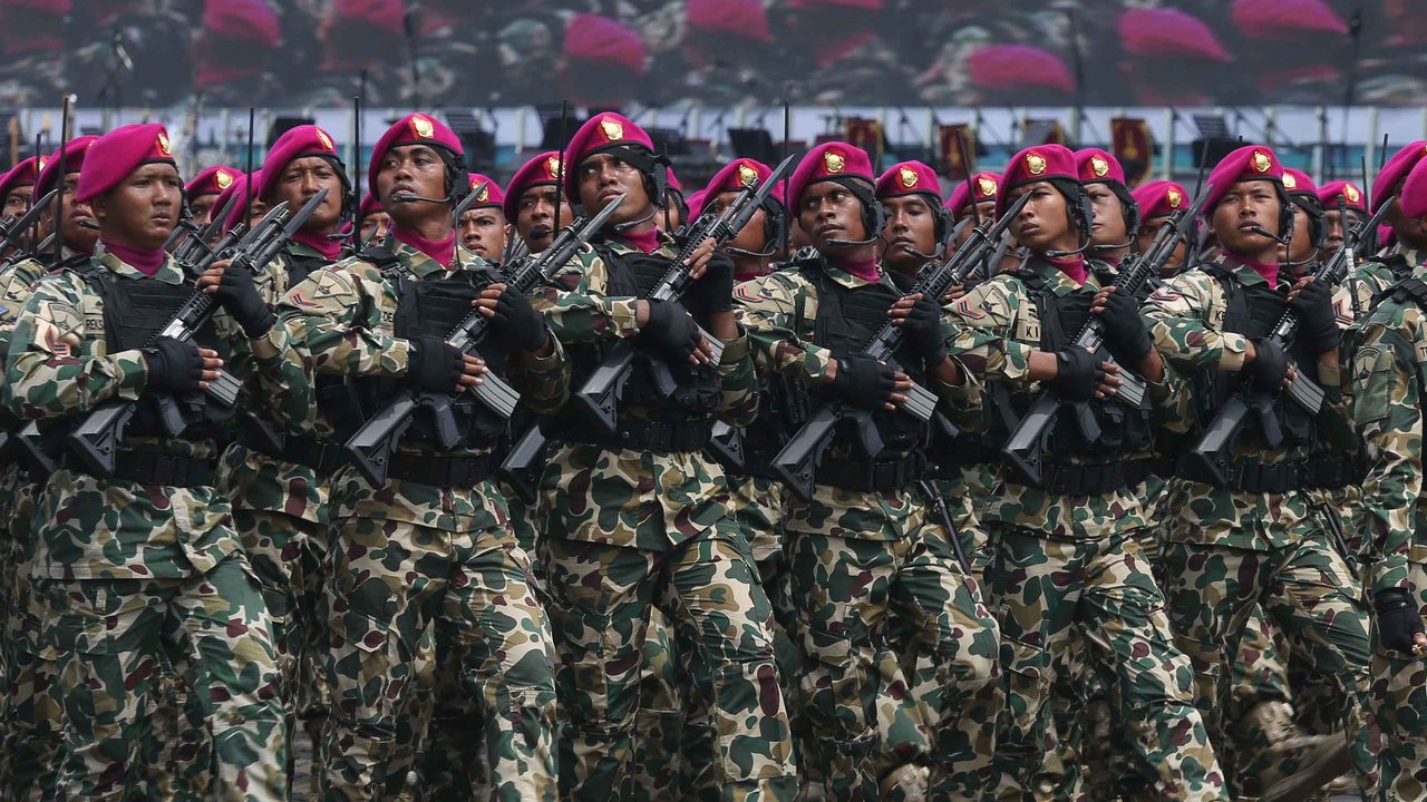 gGadi bersih Hari Ulang Tahun (HUT) ke-80 Tentara Nasional Indonesia (TNI) di Monas, Jakarta, Jumat (3/10/2025).