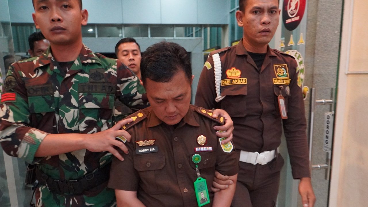 Mengklaim Utusan Kejagung, ASN BPPKB Lampung Nekat Ngaku Jaksa Ubek-Ubek Kejati Sumsel & Bupati OKI