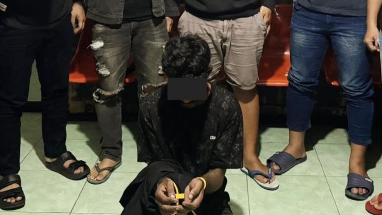 Juru Parkir Tega Tikam Mata Warga Hingga Buta