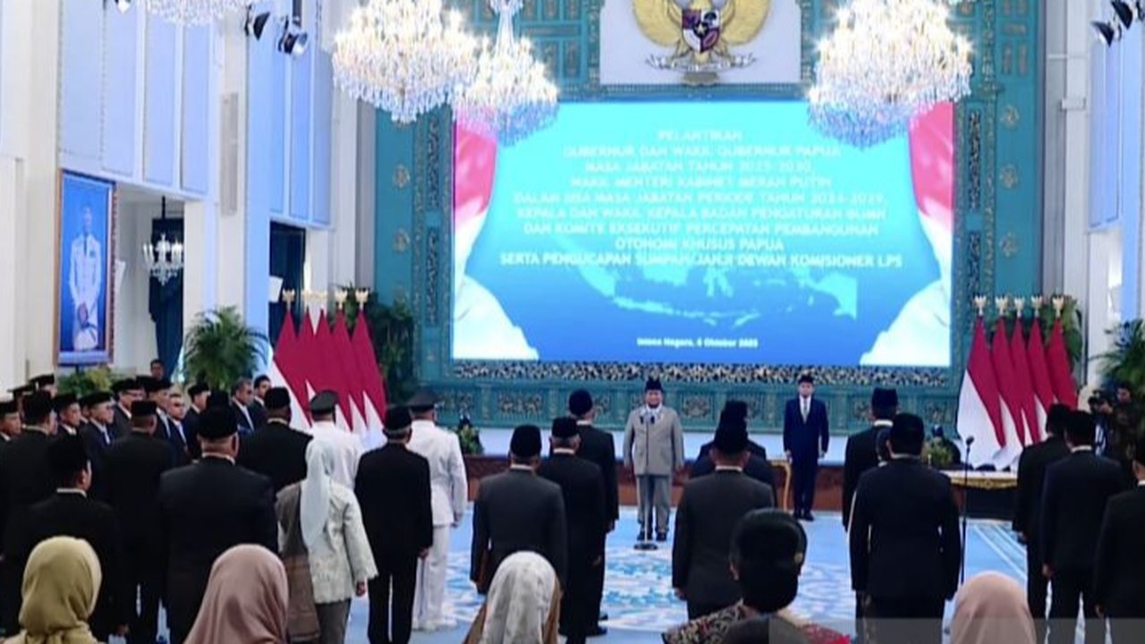 Prabowo Lantik Wamen Baru Kabinet Merah Putih