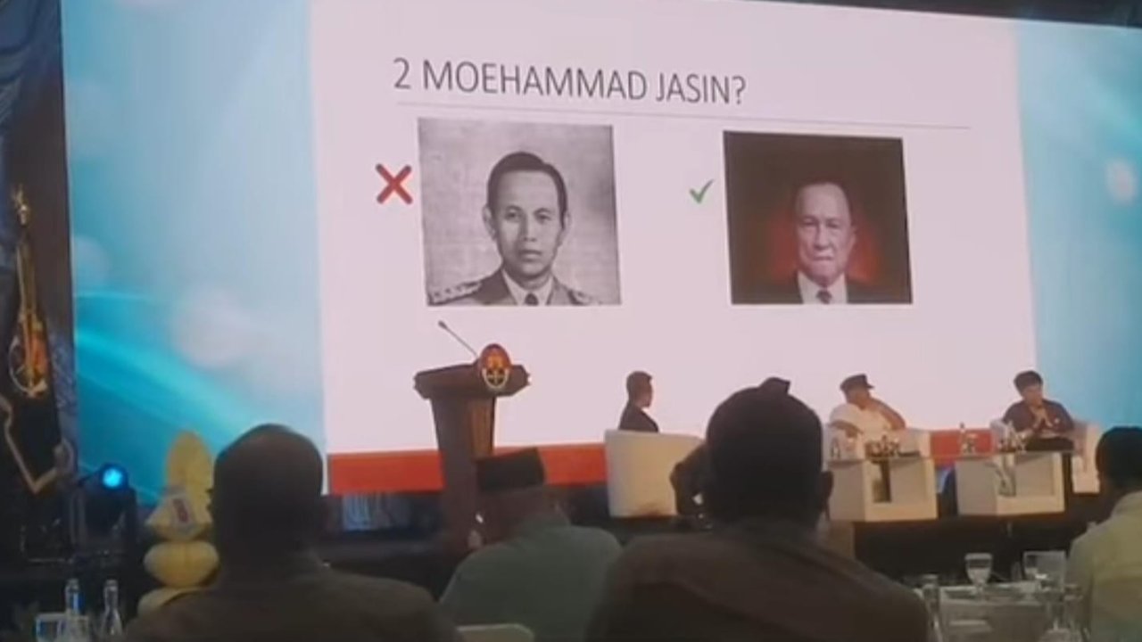VIDEO: Kisah Tertukar Polsek Salah Pasang Foto Komjen Jasin 
