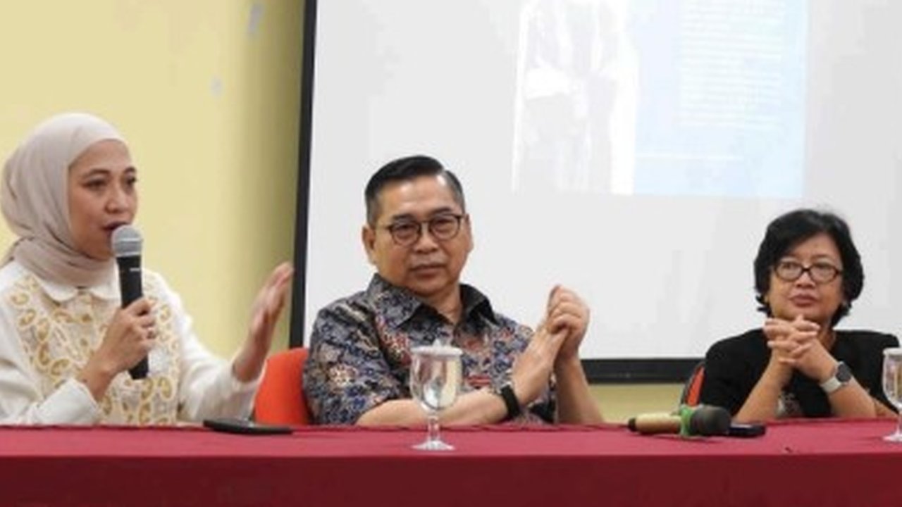 Foto: Sesi Diskusi Diskoma Edisi ke-25 X Kanthi Pawiyatan Goes to Campus KPID
D. I. Yogyakarta