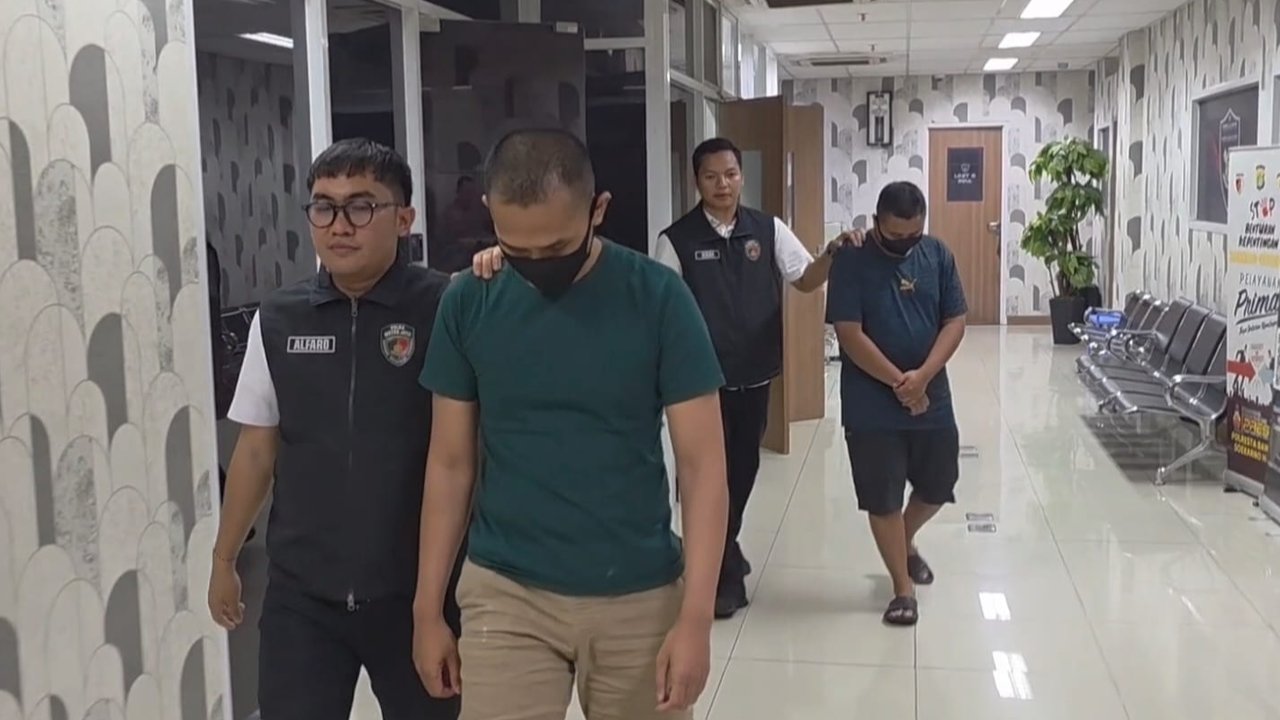 polres bandara soekarnp hatta tangkap pelaku pemalsu kartu pekerja migran