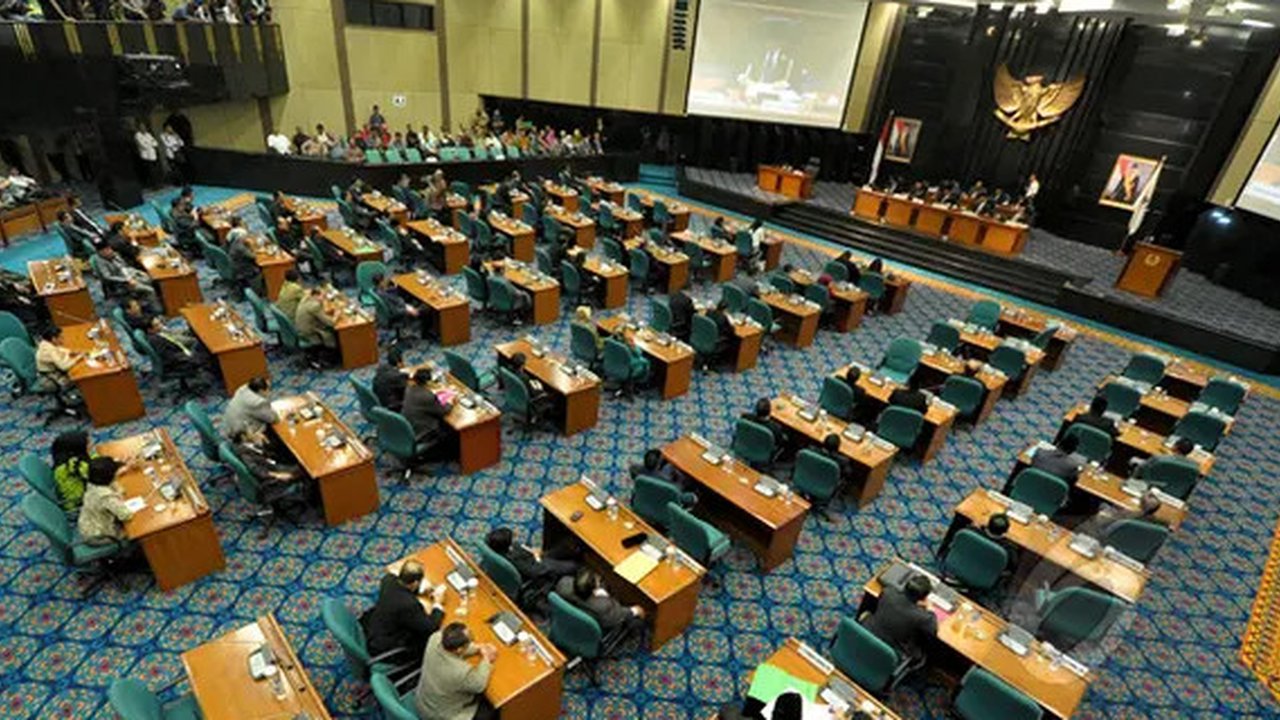 Sidang paripurna di Gedung DPRD DKI Jakarta (Liputan6.com/Faizal Fanani)