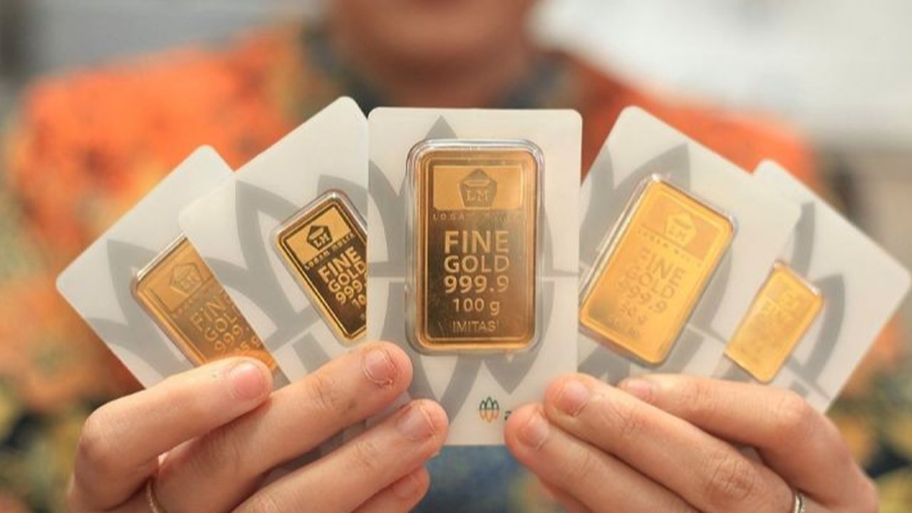 Harga Emas Antam Hari Ini Kamis 13 November 2025, Naik Nyaris Rp2,4 Juta Per Gram
