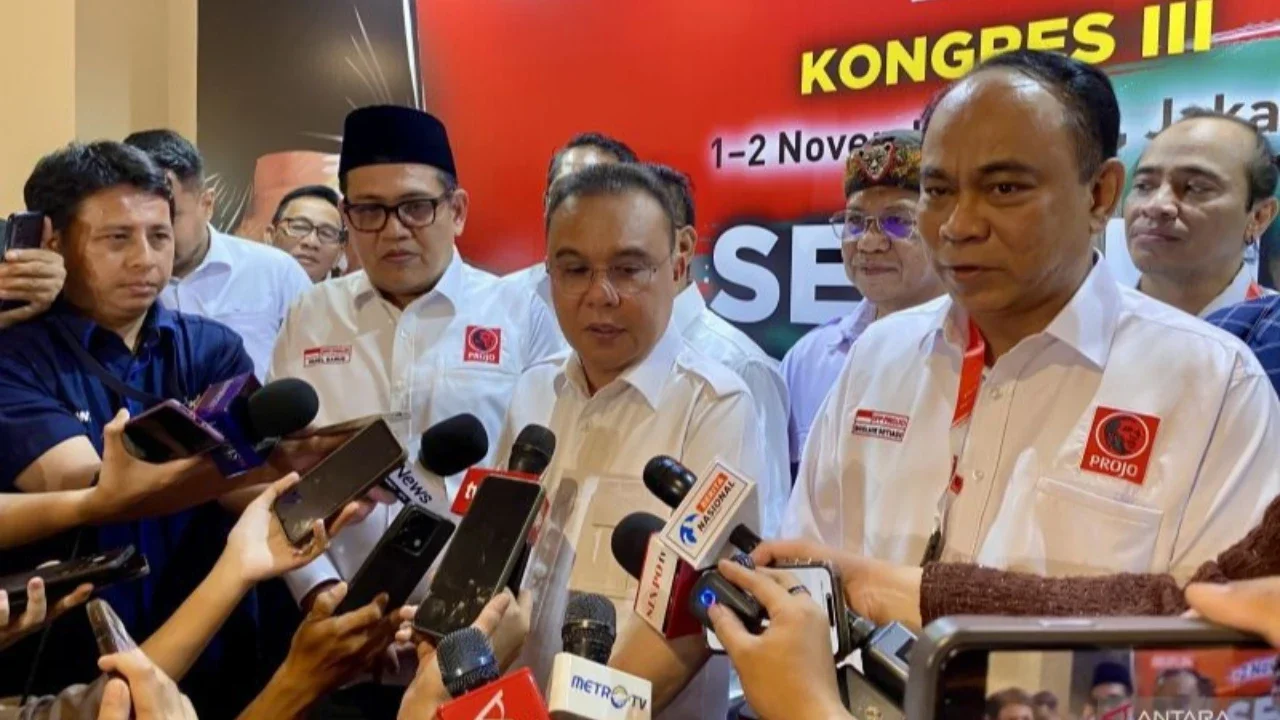 Ketua Harian Gerindra Sufmi Dasco Ahmad mengapresiasi **dukungan Projo untuk Prabowo-Gibran** yang setia sejak awal. Apa saja komitmen Projo selanjutnya?