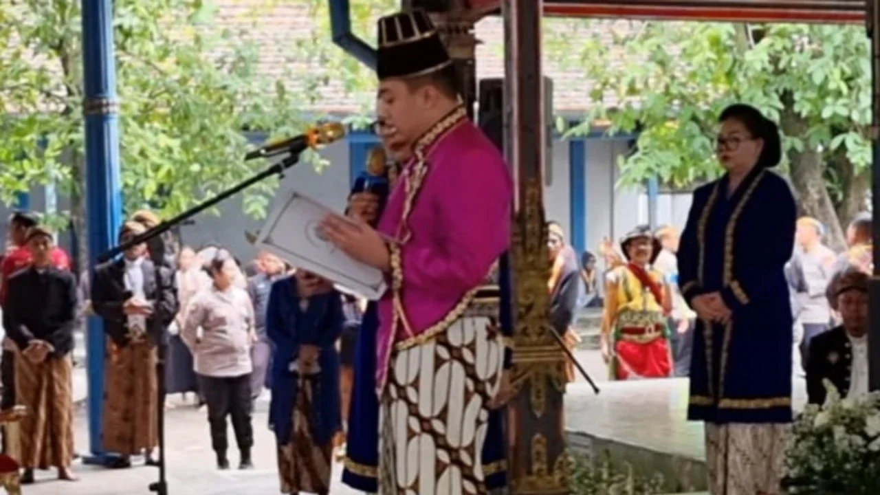 Isi dan Makna 3 Janji PB XIV Purboyo Usai Dinobatkan Sebagai Raja Surakarta