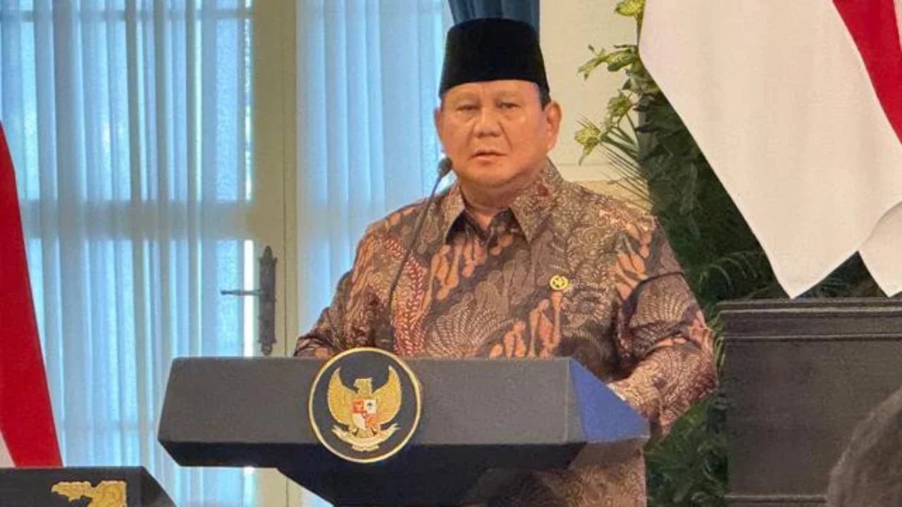 Presiden Prabowo Subianto saat memimpin sidang kabinet paripurna 1 tahun pemerintahan di Istana Negara Jakarta, Senin (20/10/2025). (Foto: Liputan6.com/Lizsa Egeham).