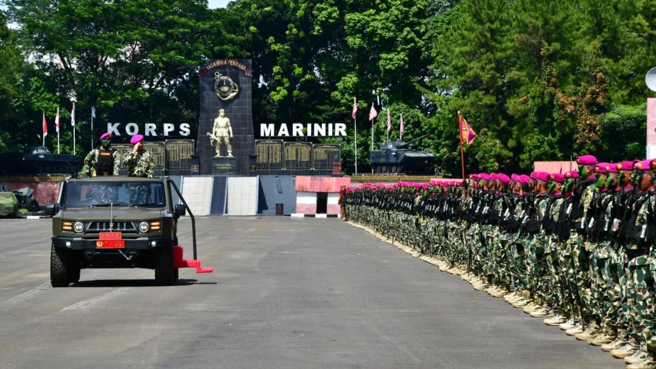 VIDEO: Reaksi Panglima TNI Lihat Prajurit Penerjun Jatuh Gagal Mendarat Mulus di HUT ke-80 Marinir
