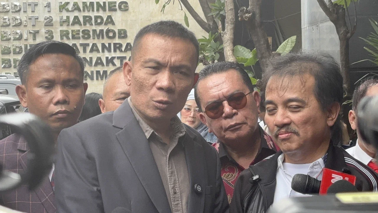 Roy Suryo dan Rismon Hasiholan Sianipar