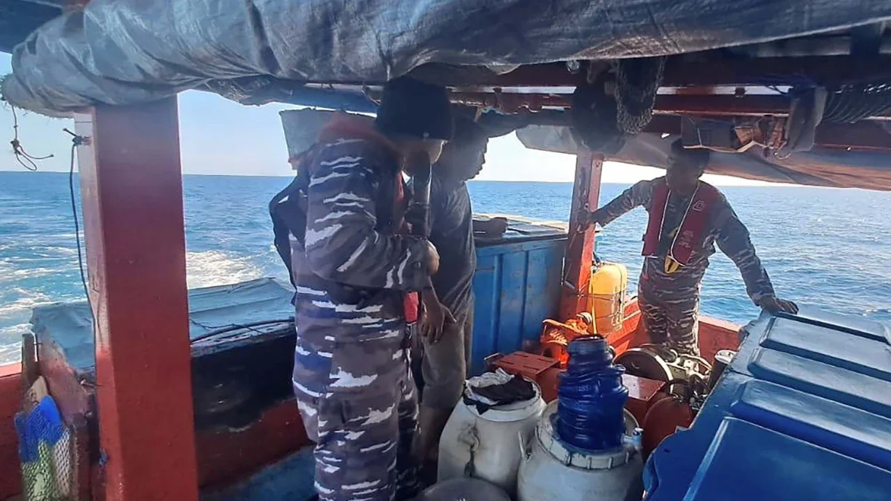 TNI AL Gagalkan TPPO di Tanjung Balai Karimun, 6 PMI Ilegal Ditangkap