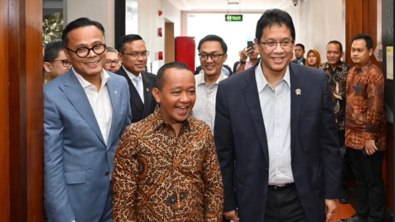 Menkeu Purbaya Temui Bahlil, Bahas Subsidi LPG agar Tepat Sasaran