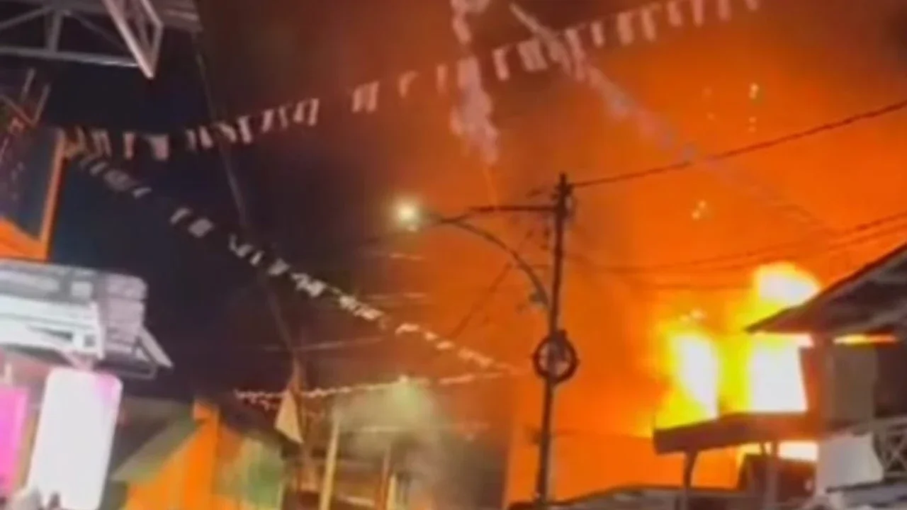 Sepeda Listrik Meledak Bakar Rumah Warga di Bissapu Bantaeng, 3 Orang Tewas