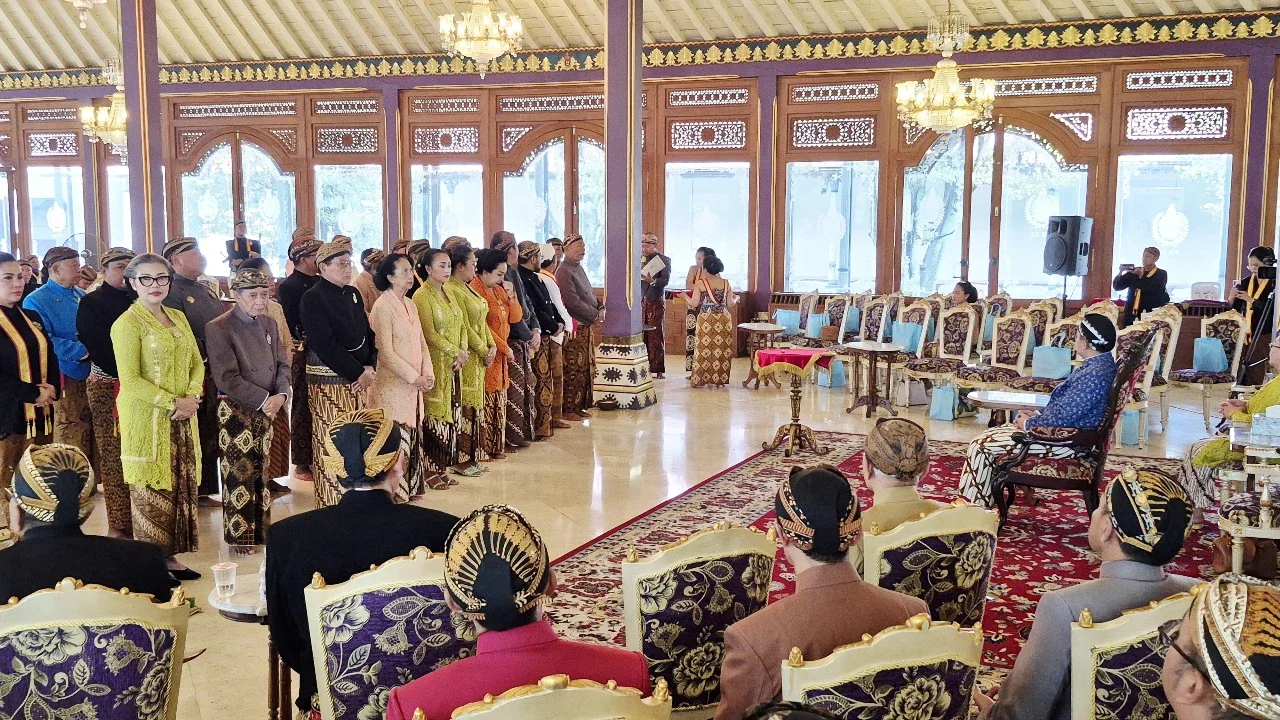 PB XIV Purboyo Kukuhkan Bebadan Baru Keraton Surakarta