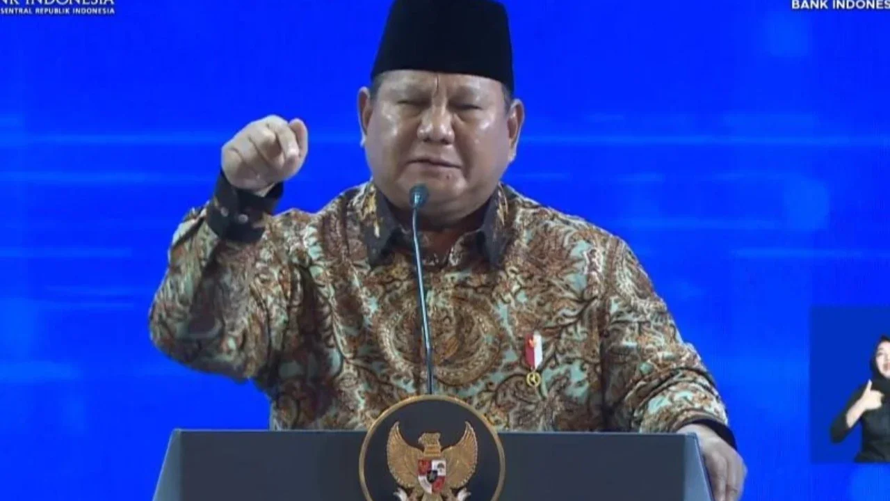 Presiden Prabowo Subianto menyerukan langkah cepat dan luar biasa untuk membangun Jembatan Penghubung Sekolah di daerah terpencil. Ribuan anak mempertaruhkan nyawa demi pendidikan, negara harus segera bertindak.