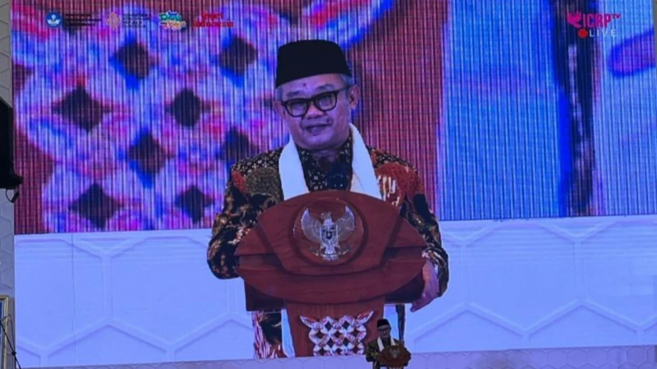 VIDEO: Pantun Matematika Mendikdasmen Mu'ti Depan Prabowo 