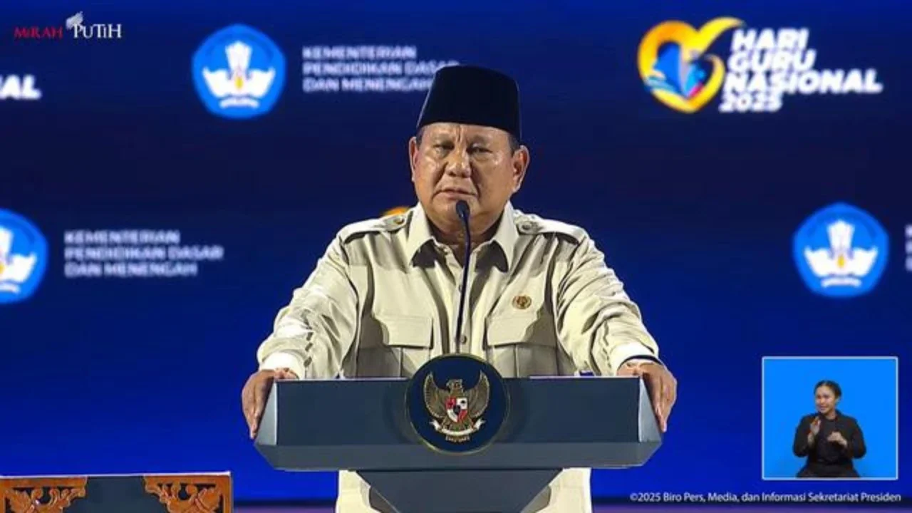VIDEO: Tembakan Prabowo Bikin Kaget Mensesneg Sampai Berdiri 