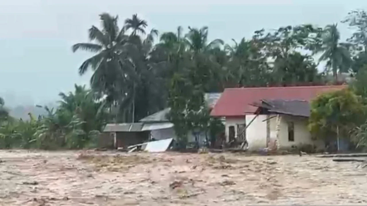 18 Jembatan di Padang Pariaman Rusak Usai Diterjang Banjir