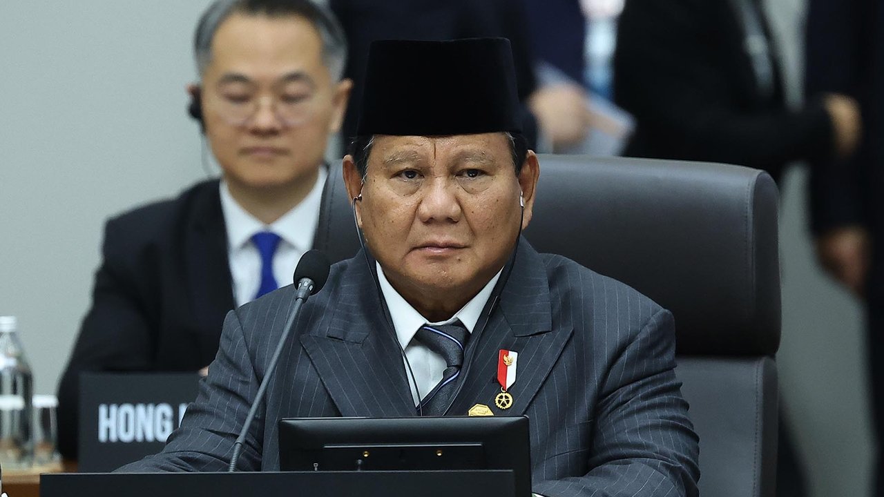 Prabowo Kucurkan Rp5 Triliun untuk Beli 30 Rangkaian KRL Baru: Untuk Rakyat Banyak, Saya Tidak Ragu-Ragu