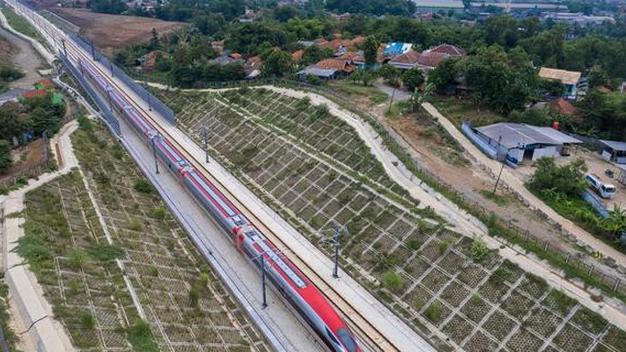 Tak Hanya ke Surabaya, Prabowo Minta Kereta Cepat Tembus Sampai Banyuwangi