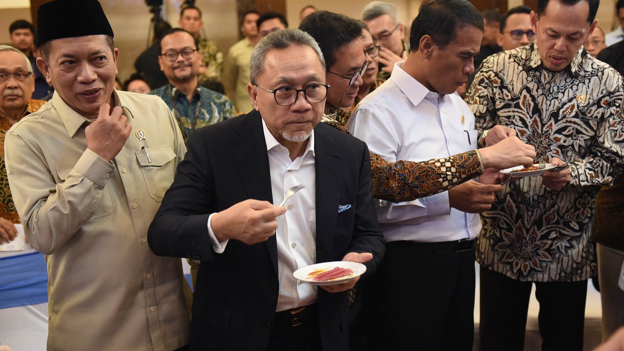 Jadi Kunci Sukses Pemerintah, Menko Zulhas Minta Rapat Tiap Hari Awasi Program MBG