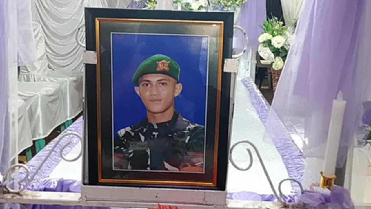 VIDEO: Pesan Ibu Angkat saat Rumah Didatangi Senior Jemput Prada Lucky 
