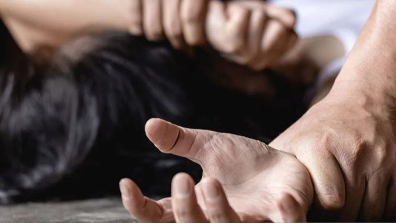 Tak Sanggup Tahan Nafsu Lihat Badan Korban Dibalut Handuk, Perangkat Desa Cabuli Wanita Disabilitas Berujung Hamil 5 Bulan