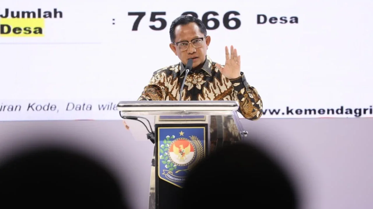 Kejar Target Perekaman Penduduk 100 Persen, Mendagri Minta Ditjen Dukcapil Lebih Agresif