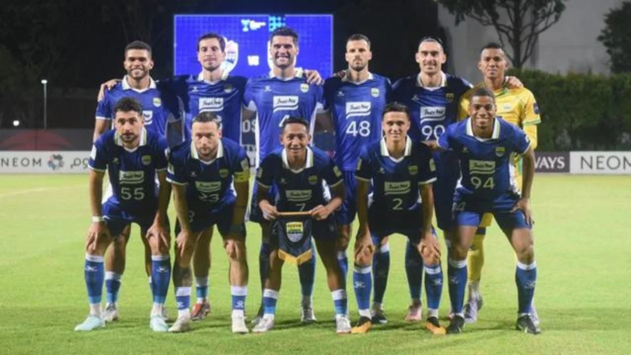 Madura United Vs Persib Bandung. (Bola.com/Dok.Instagram Persib Bandung).