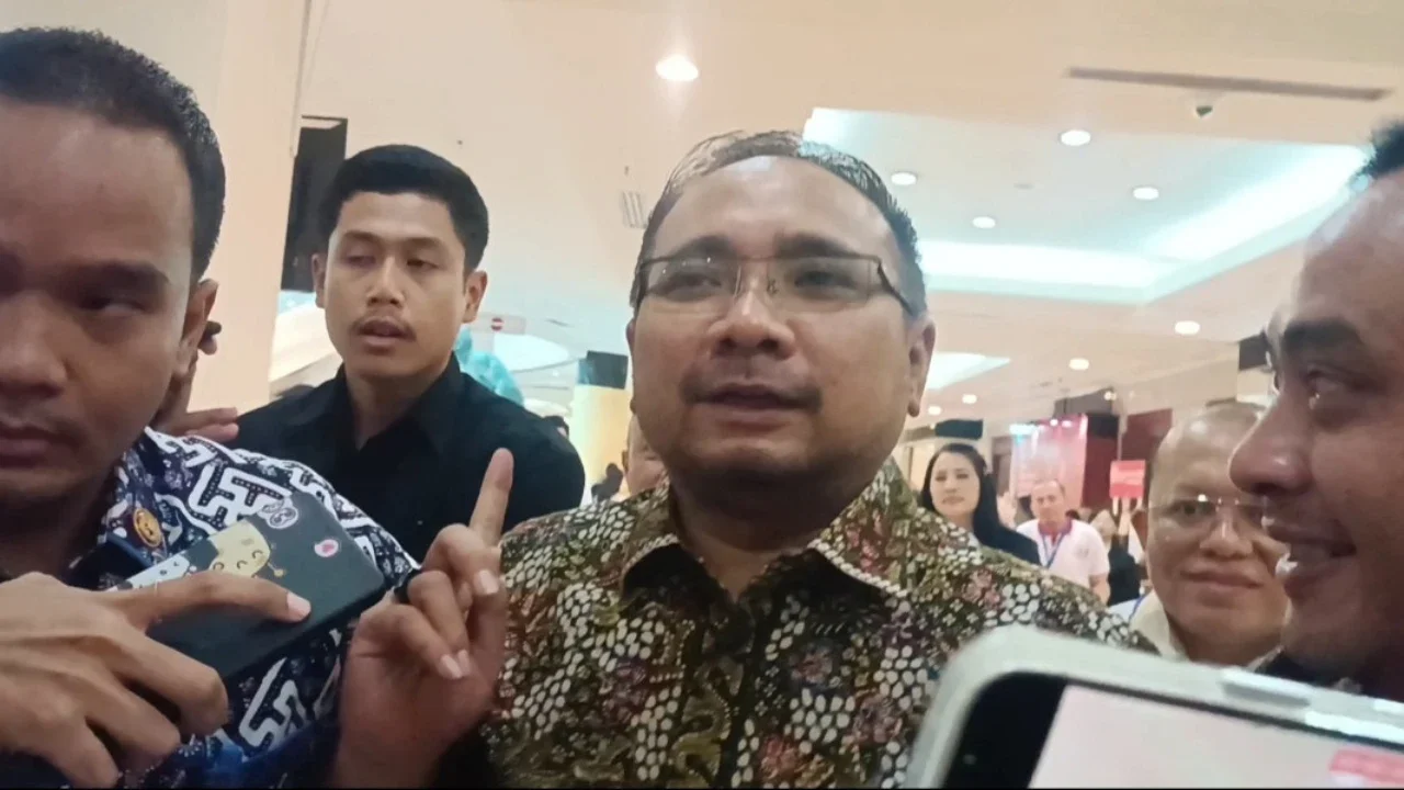 <p>Menteri Agama (Menag) Yaqut Cholil Qoumas menghadiri kegiatan dialog kebangsaan dan Rakernas Gerakan Kristen Indonesia Raya (Gekira) di Hotel Bidakara, Jakarta, Sabtu (3/8) (Merdeka.com)</p>