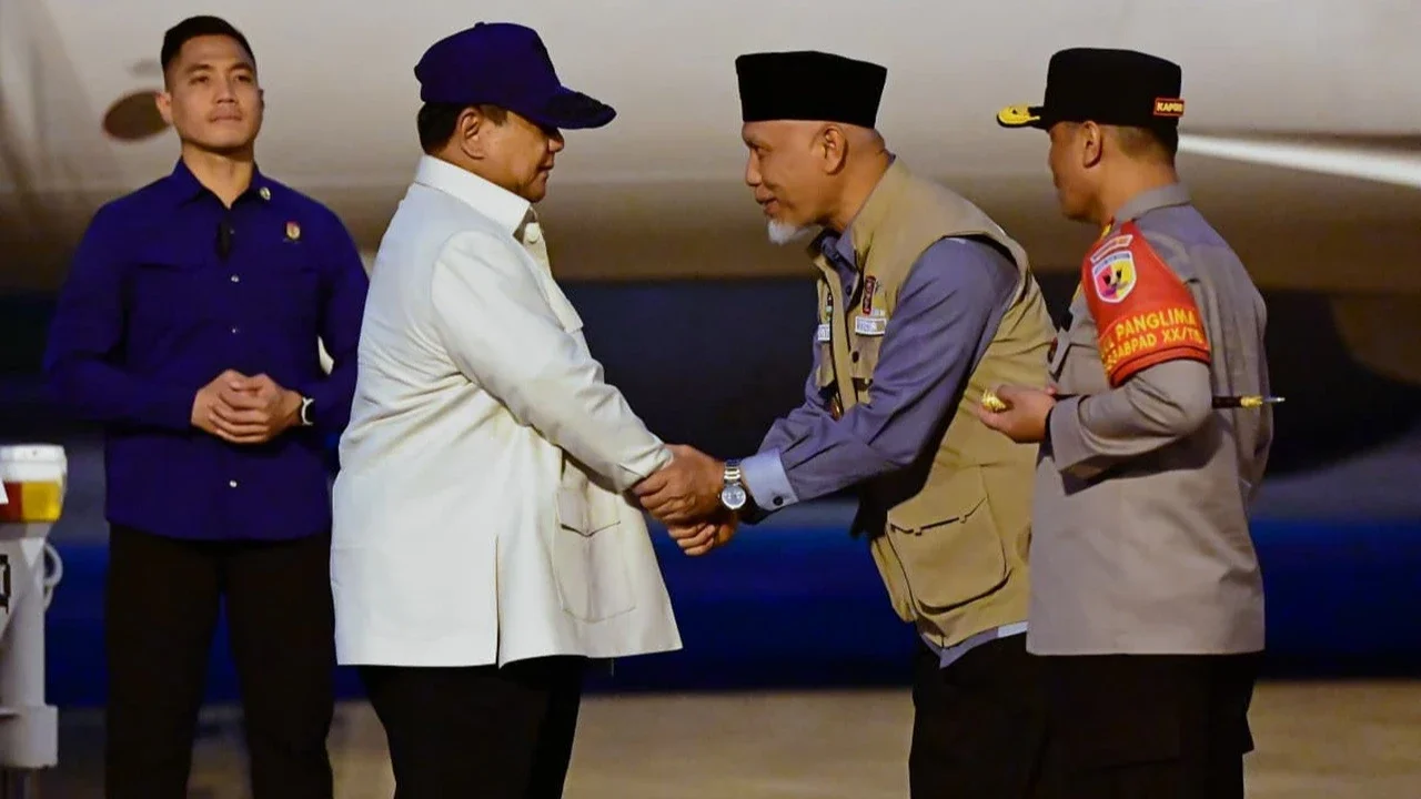 Prabowo Kunjungi Sumatra Barat, Tinjau Penanganan Bencana Banjir