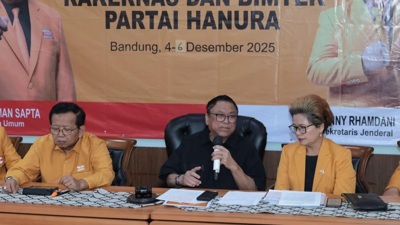 Ketua Umum Partai Hati Nurani Rakyat (Hanura), Oesman Sapta Odang (OSO)
