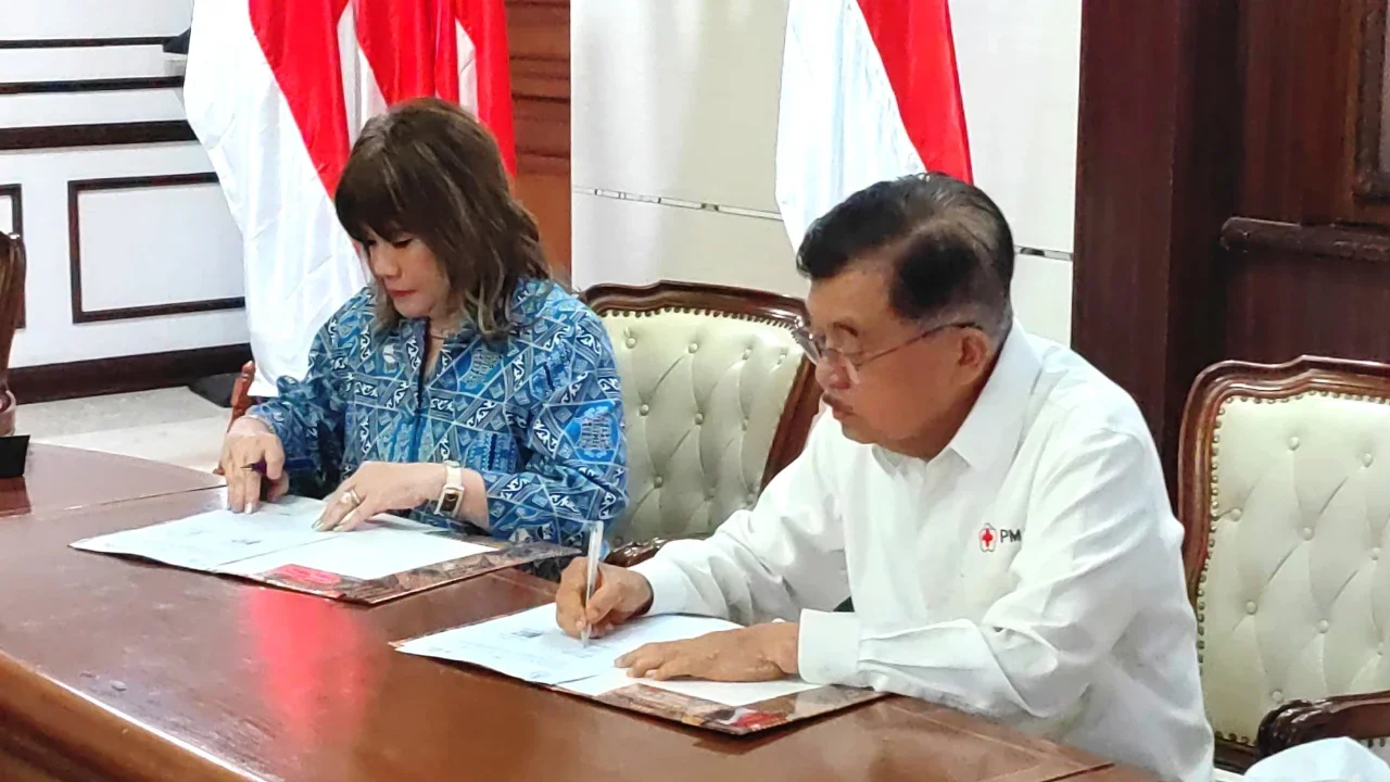 Apindo-PMI Teken MoU Penyaluran Bantuan Bencana di Sumbar, Sumut dan Aceh