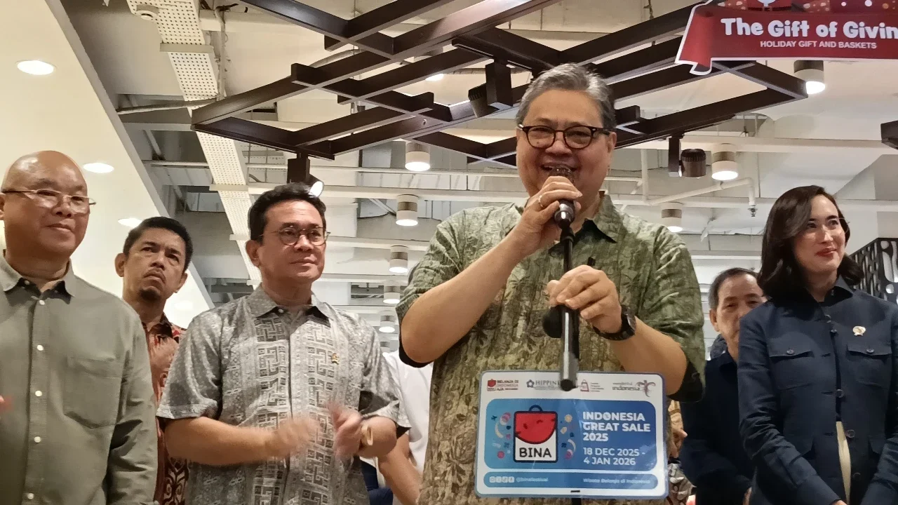 Airlangga Respons Buruh Tolak UMP 2026, Dorong Pengupahan Berbasis Produktivitas