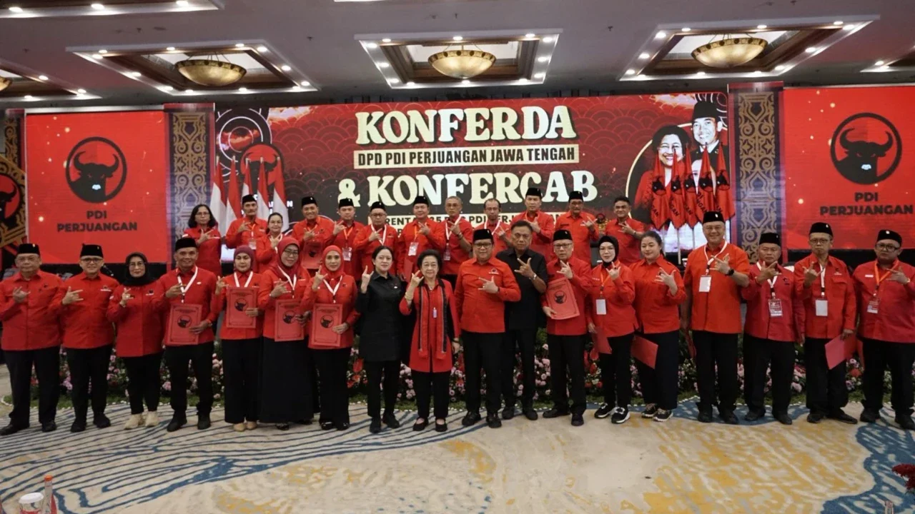 Megawati Pimpin Konferda PDIP Jateng, Dolfie OFP Terpilih Jadi Ketua