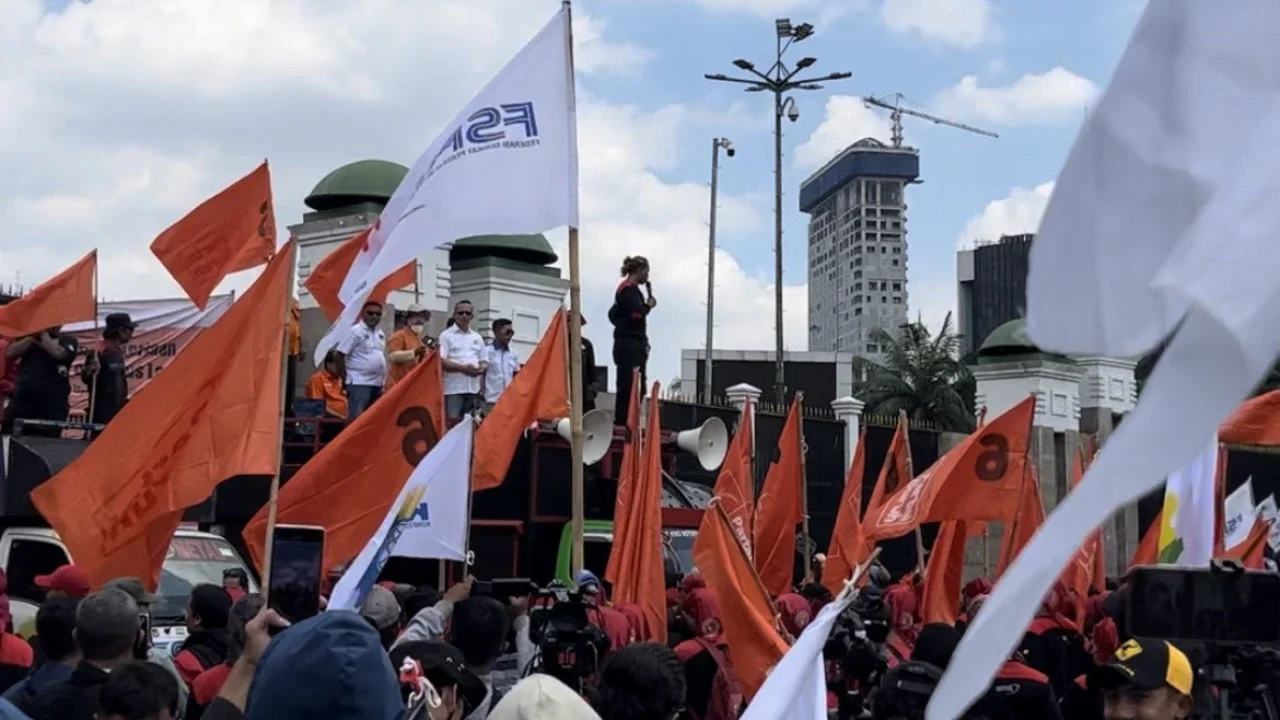 Tiga Titik Demo di Jakarta Hari Ini, 1.365 Personel Dikerahkan untuk Mengamankan
