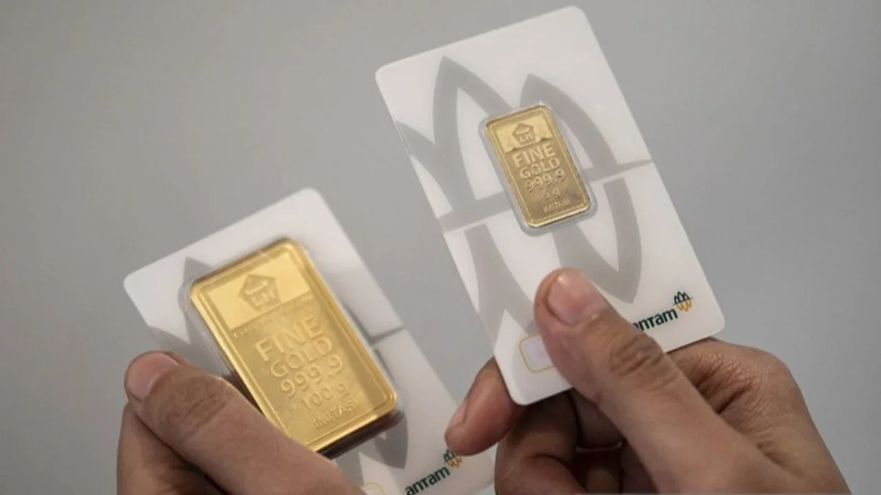 Harga Emas Batangan Antam Hari Ini Lebih Murah Rp13.000