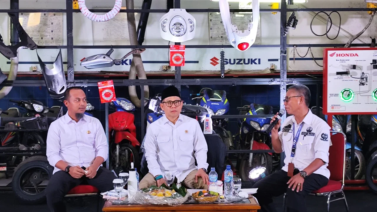 Menteri Koordinator Bidang Pemberdayaan Masyarakat Muhaimin Iskandar