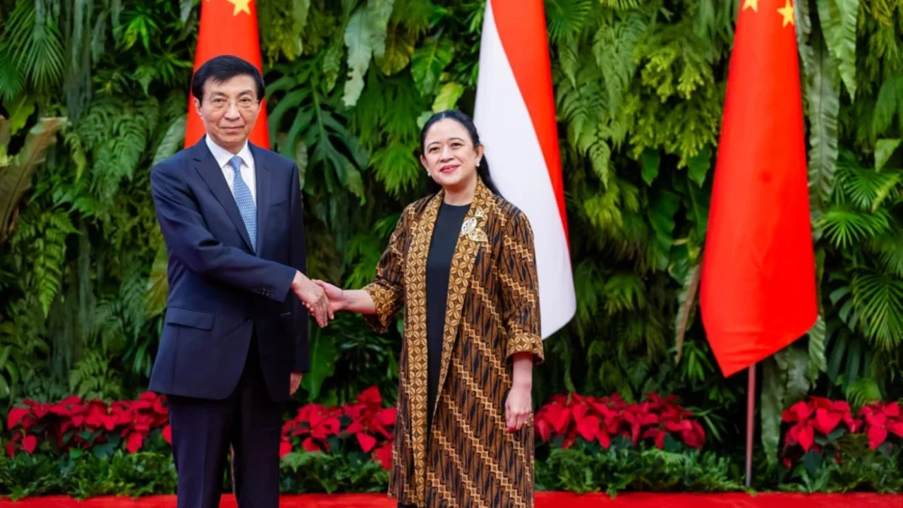 Puan Terima Kunjungan Ketua MPR Tiongkok, Singgung Banjir dan Longsor yang Landa RI
