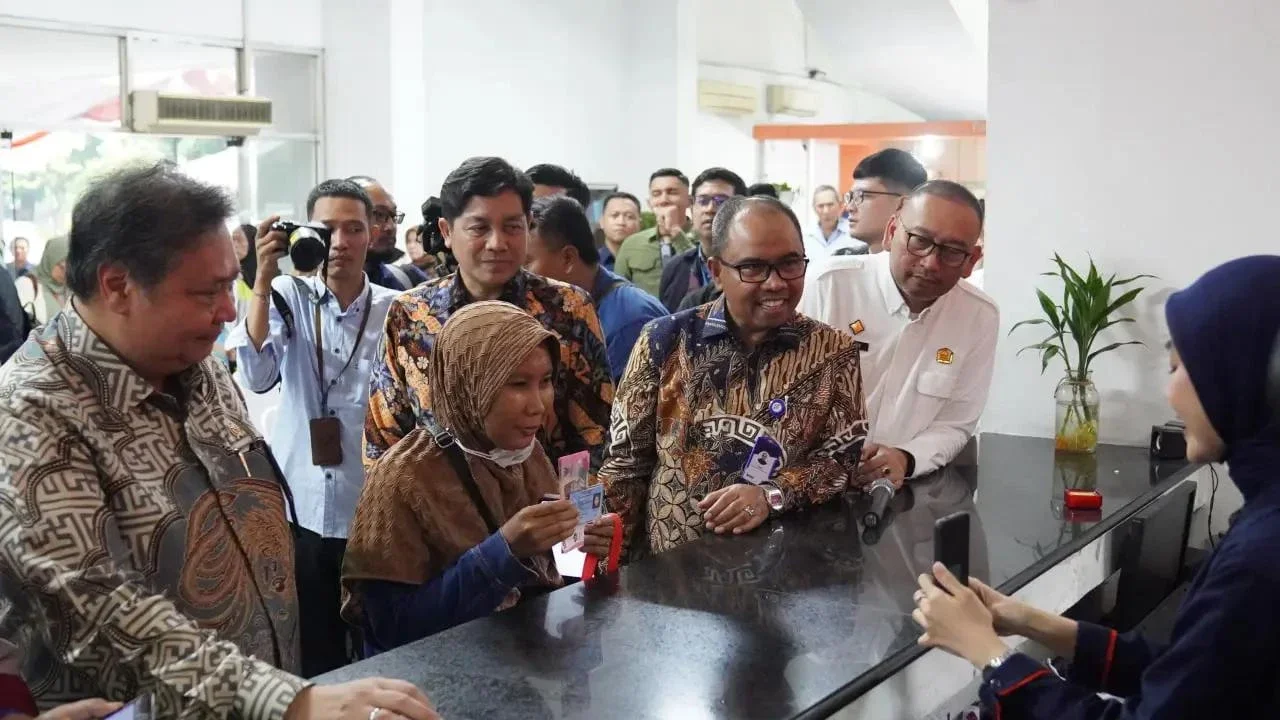 Cara Cek Status BLT Kemensos 2025, Jangan Lupa Unduh Aplikasi 'Cek Bansos' Terlebih Dulu