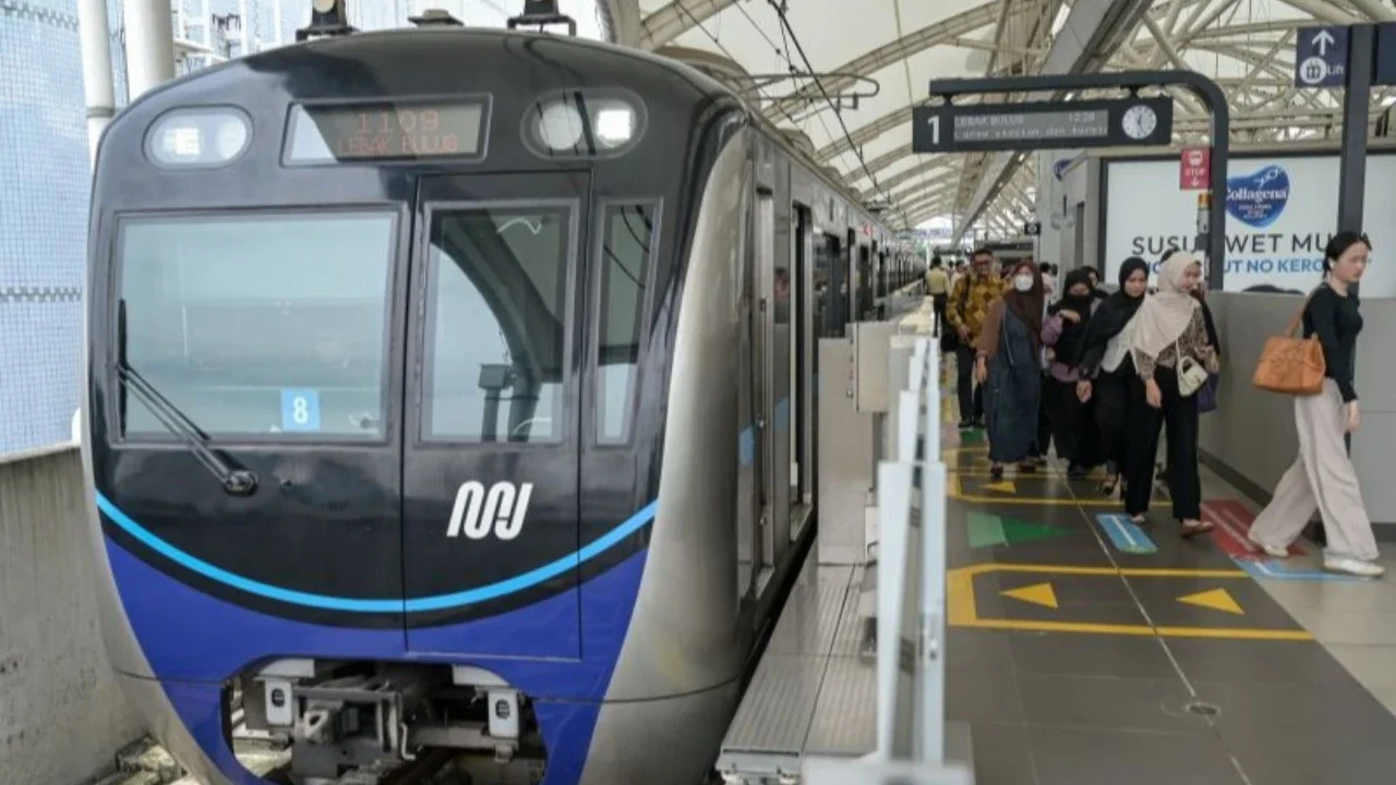 MRT dan LRT Jakarta Perpanjang Jam Operasional di Malam Tahun Baru 2026, Ini Jadwalnya