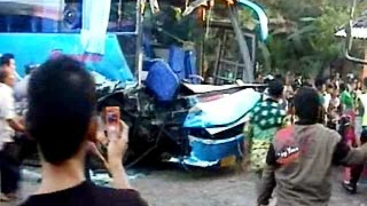 Jebolan ITB Bongkar di Balik Kecelakaan Maut Tol Krapyak Pakai Rumus Fisika, Hasilnya Bikin Merinding